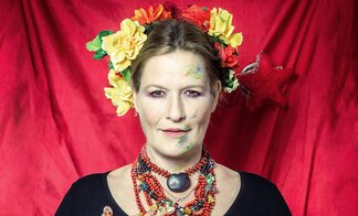 2026-08-18 20 Uhr Frida_Suzanne von Borsody by Mirko Joerg Kellner Bild pur printquer