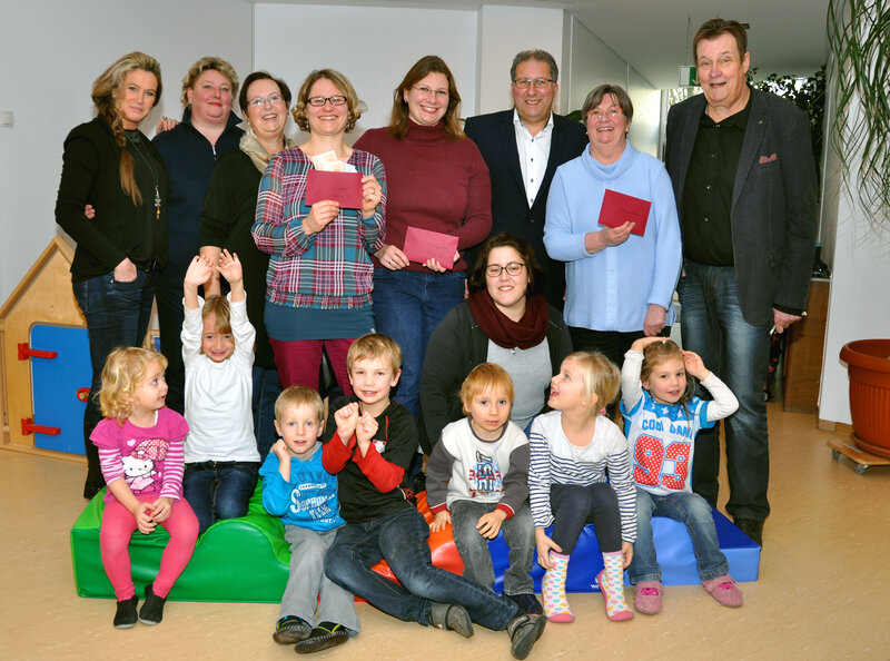 Stfest VeWest Spendenübergabe