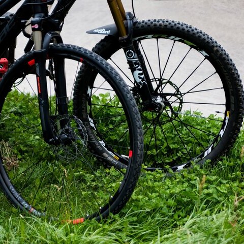 5239640-bicycle-2358376