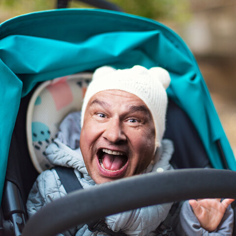 2027-03-12 20 Uhr Piazza Lars Reichow _ken_adolph_slaeter_werbeagentur_gmbh