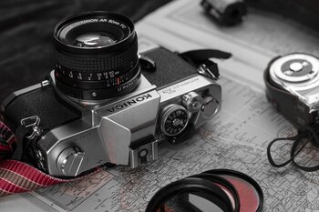 storme22k-camera-4914690_1280