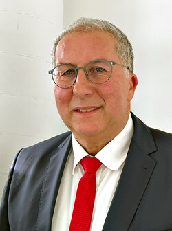 Portraitbild Bürgermeister Manfred Ludewig