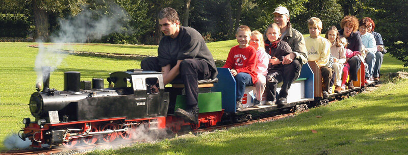 Foto Minidampfbahn im Ahnepark
