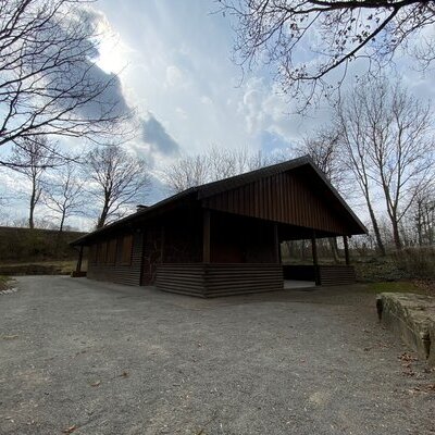 Grillhütte Obervellmar Vorplatz