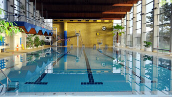 Hallenbad Innen Hallenbad Innen